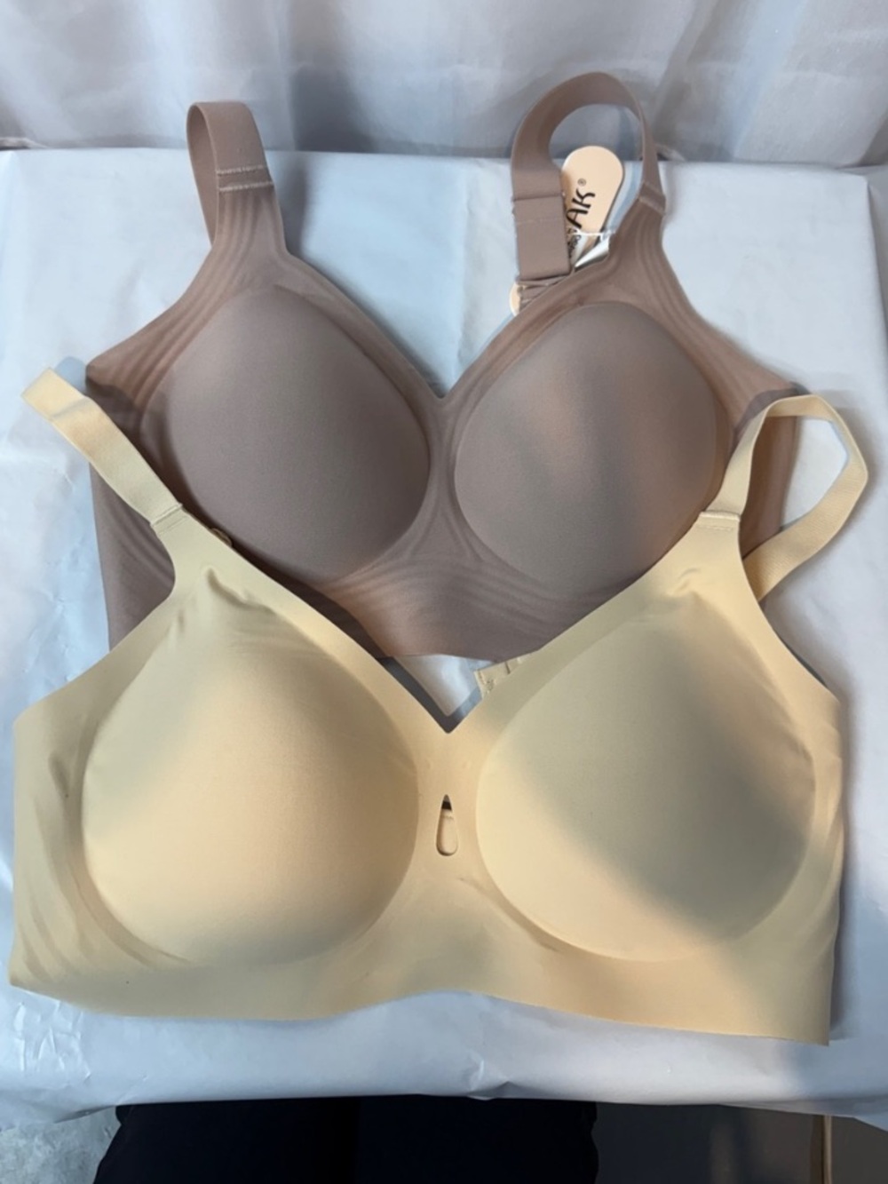 NWT 2 Seamless Wireless Bra - Beige & Taupe 2 bras for $20🌻